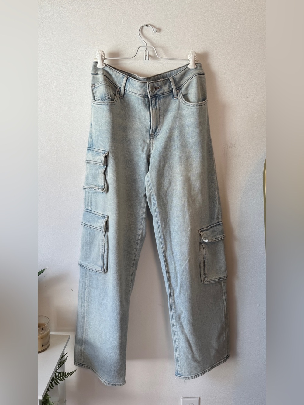 Express Low Rise Relaxed Cargo Jeans